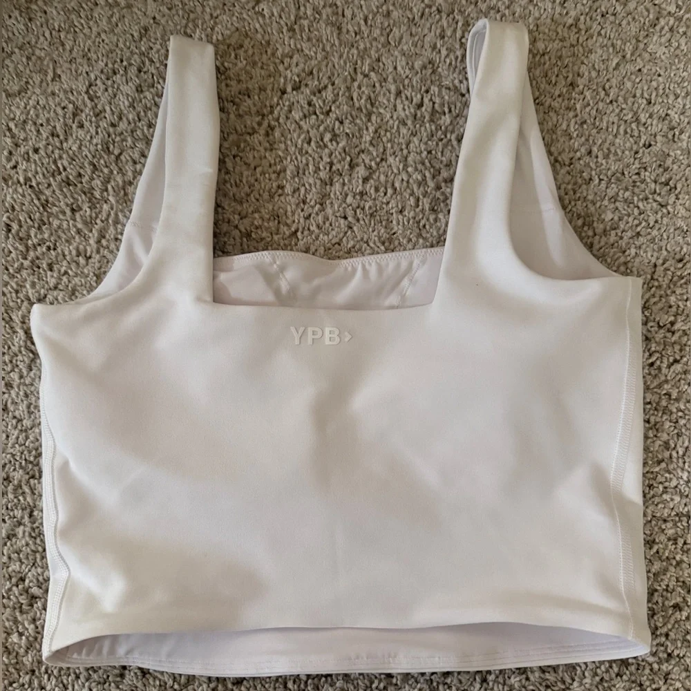 Abercrombie YPB tank NWOT M - Picture 2 of 3